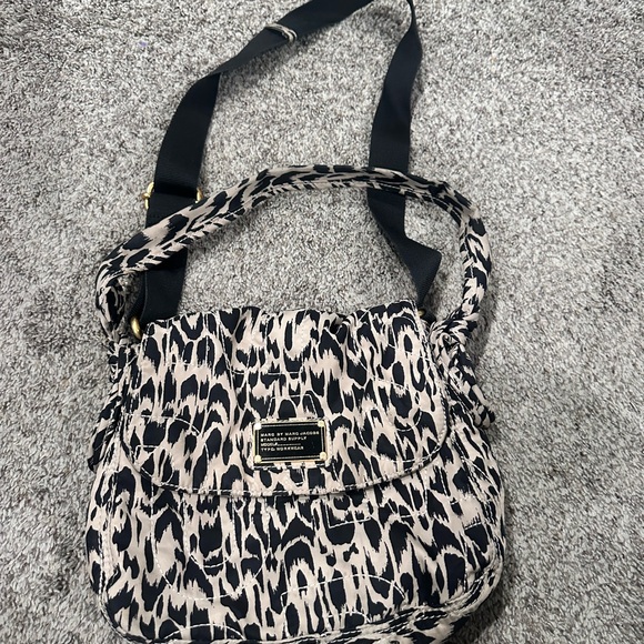 Marc By Marc Jacobs leopard crossbody handbag - Picture 1 of 5